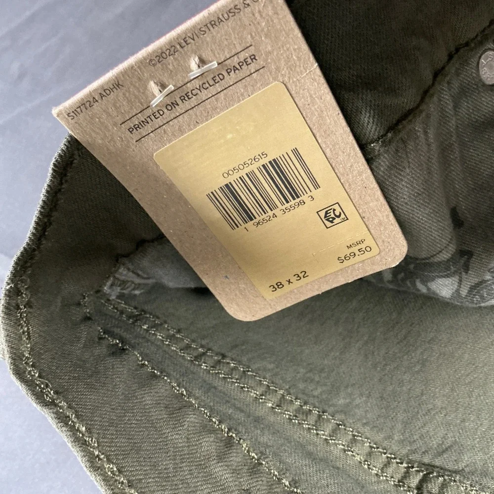 Levis 505 Regular Fit Mens 38x32 Olive Green Eco Ease Straight Leg Pants New